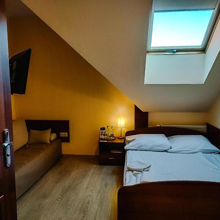 Hotel Viwaldi Baruchowo Екстериор снимка
