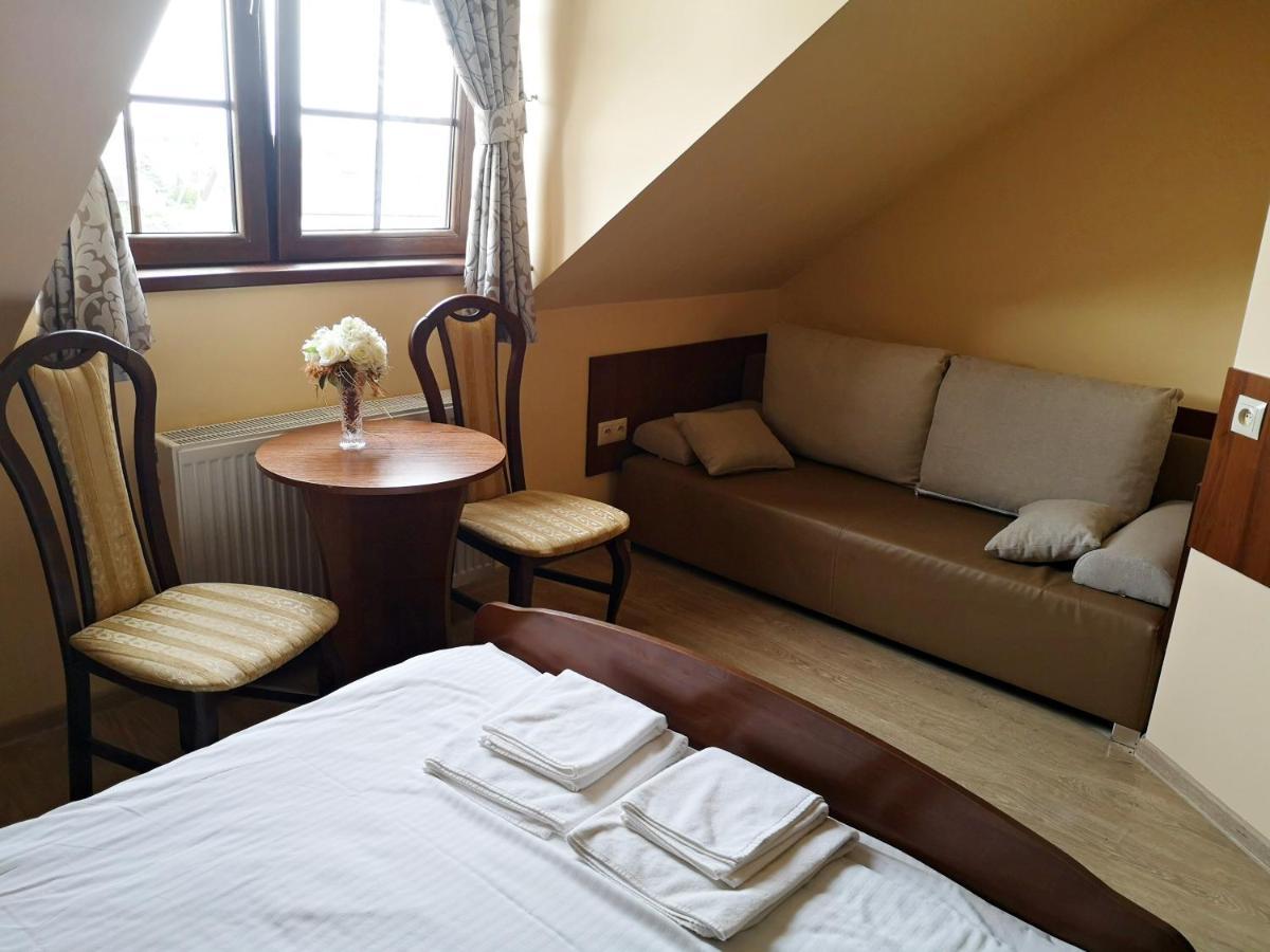 Hotel Viwaldi Baruchowo Екстериор снимка