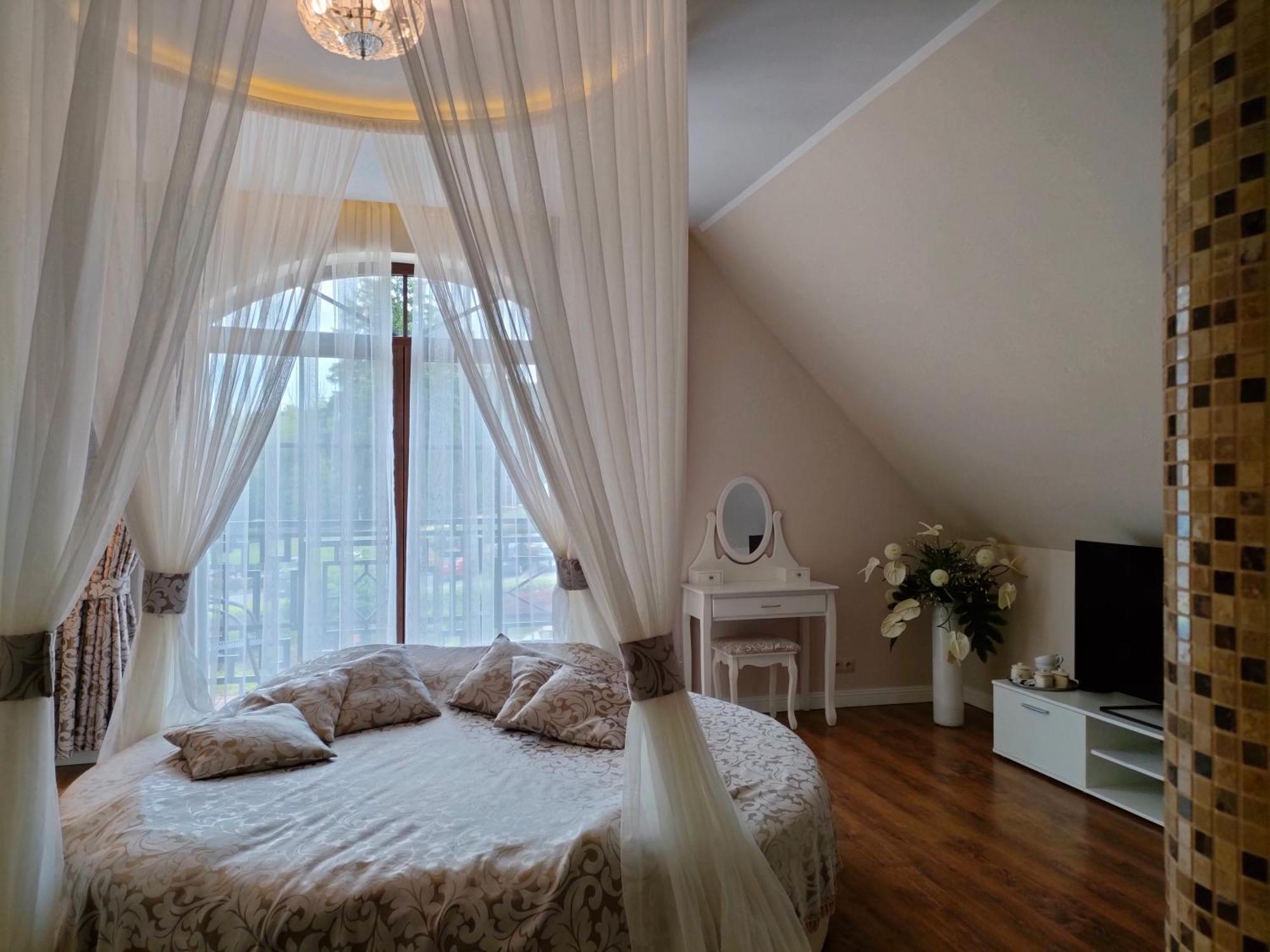 Hotel Viwaldi Baruchowo Екстериор снимка
