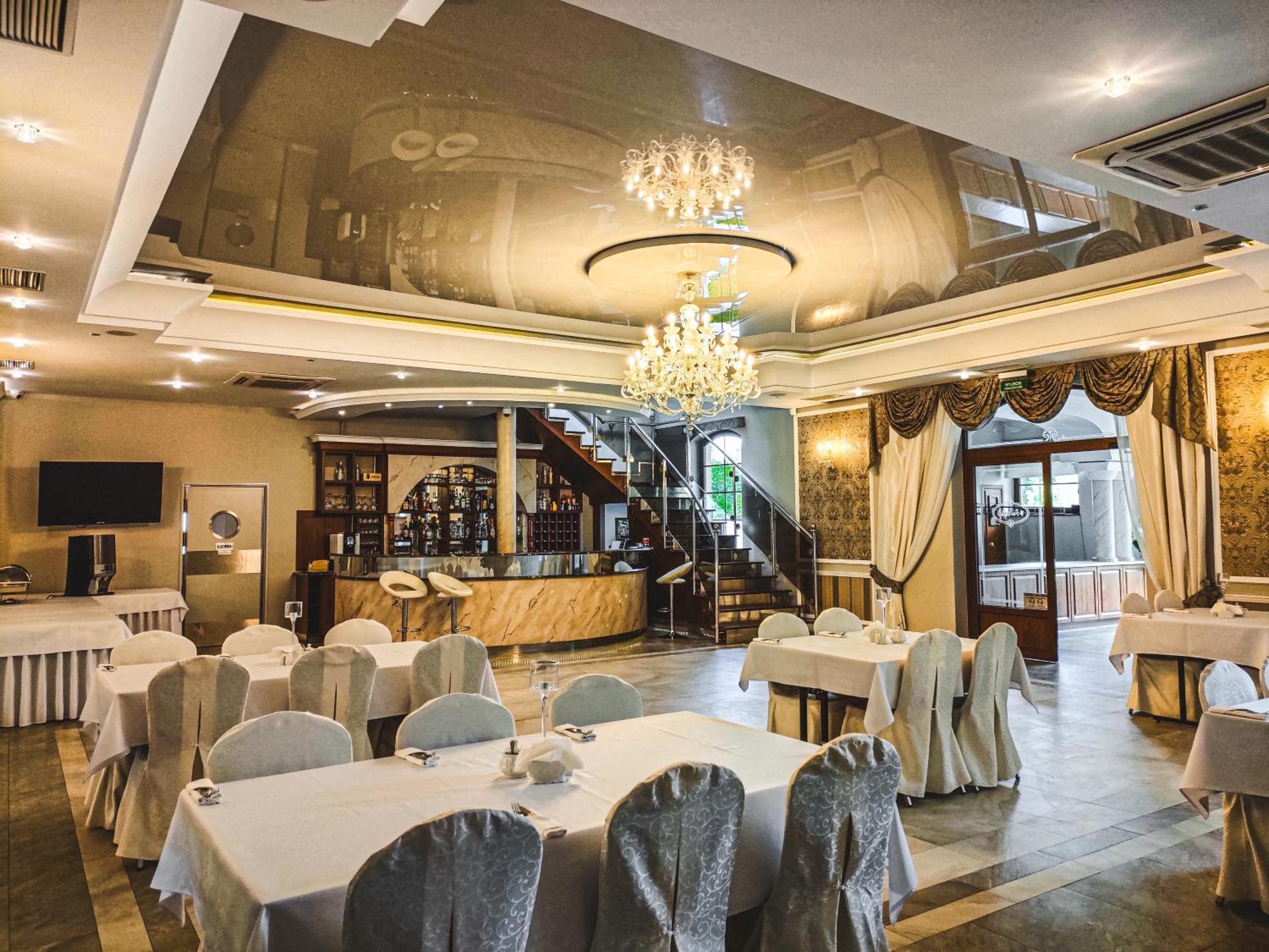 Hotel Viwaldi Baruchowo Екстериор снимка