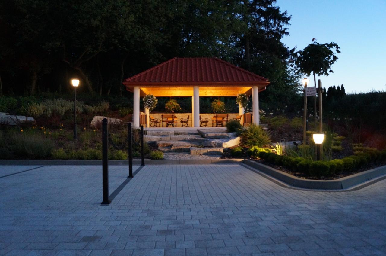 Hotel Viwaldi Baruchowo Екстериор снимка